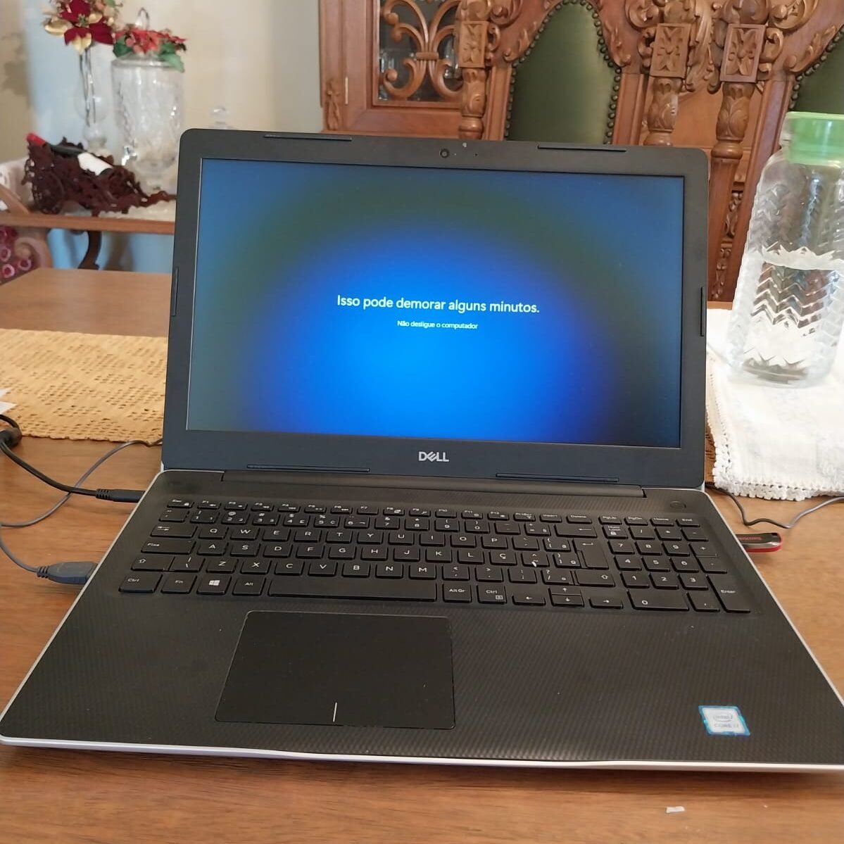 cropped-Assistencia-Tecnica-para-Notebook-Dell-curitiba-1.jpeg